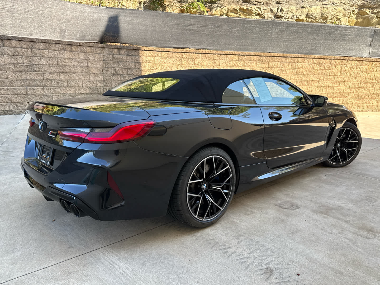 2022 Bmw M8 Competition Convertible photo 3
