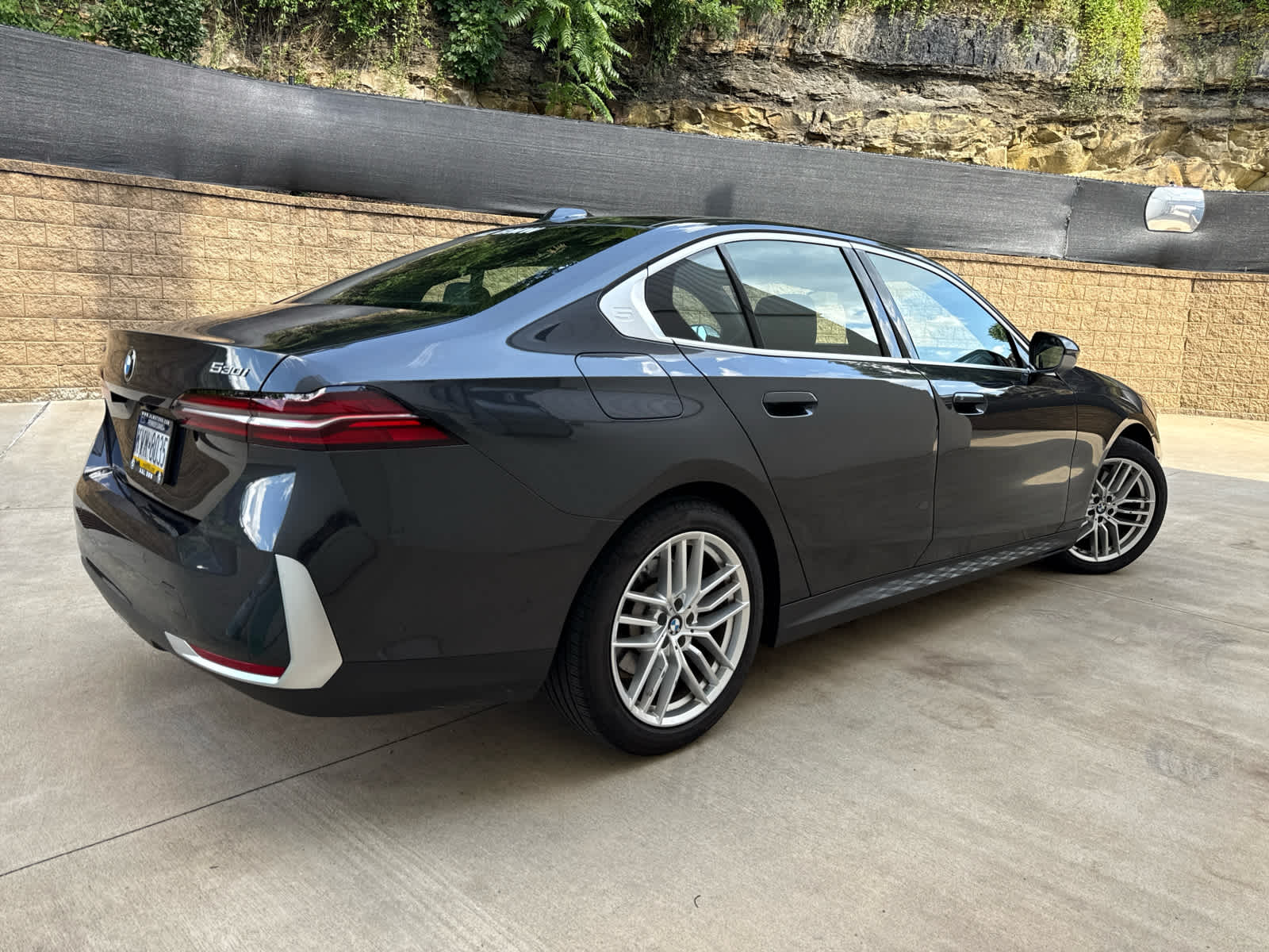 2024 Bmw 530i xDrive Sedan photo 3