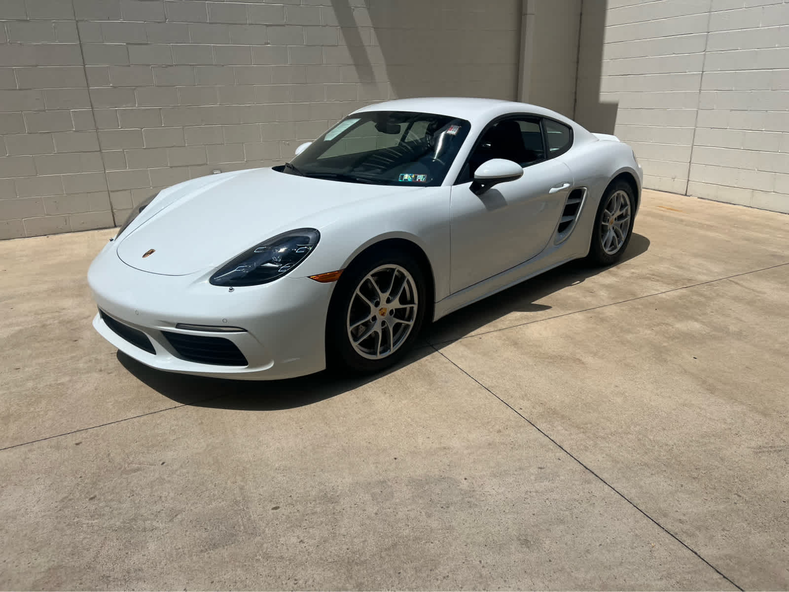 2021 Porsche Cayman S photo 4