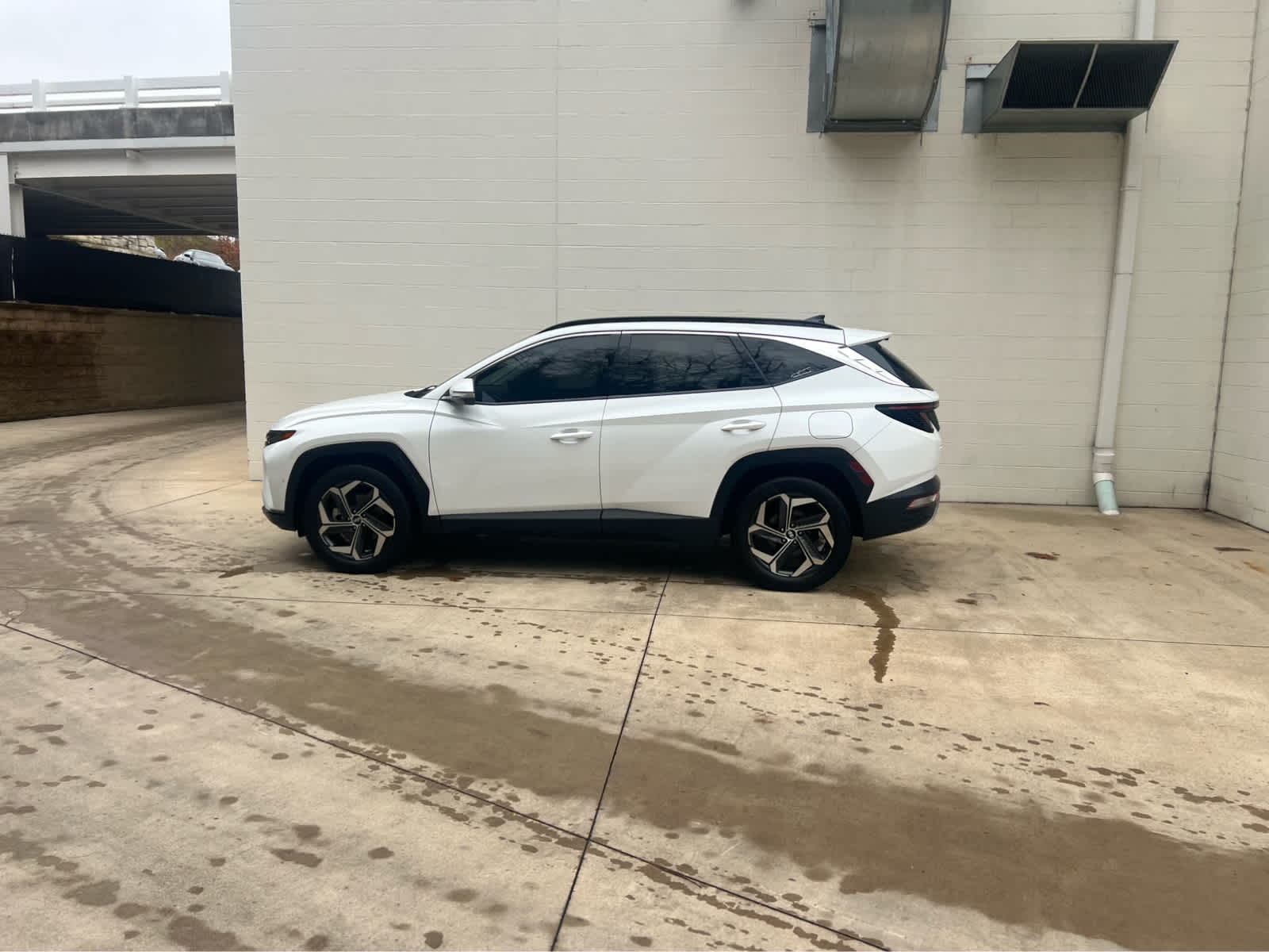 2022 Hyundai Tucson Limited photo 2