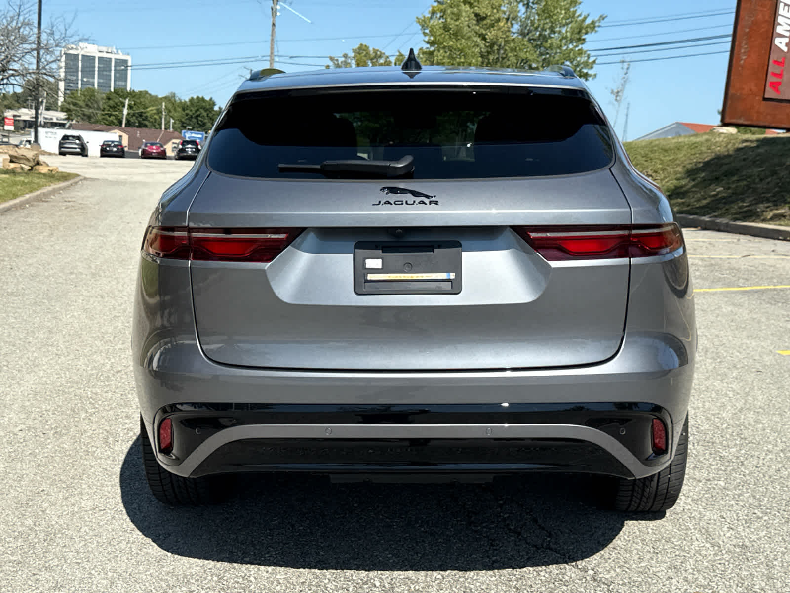 2025 Jaguar F-PACE P250 R-Dynamic S photo 4