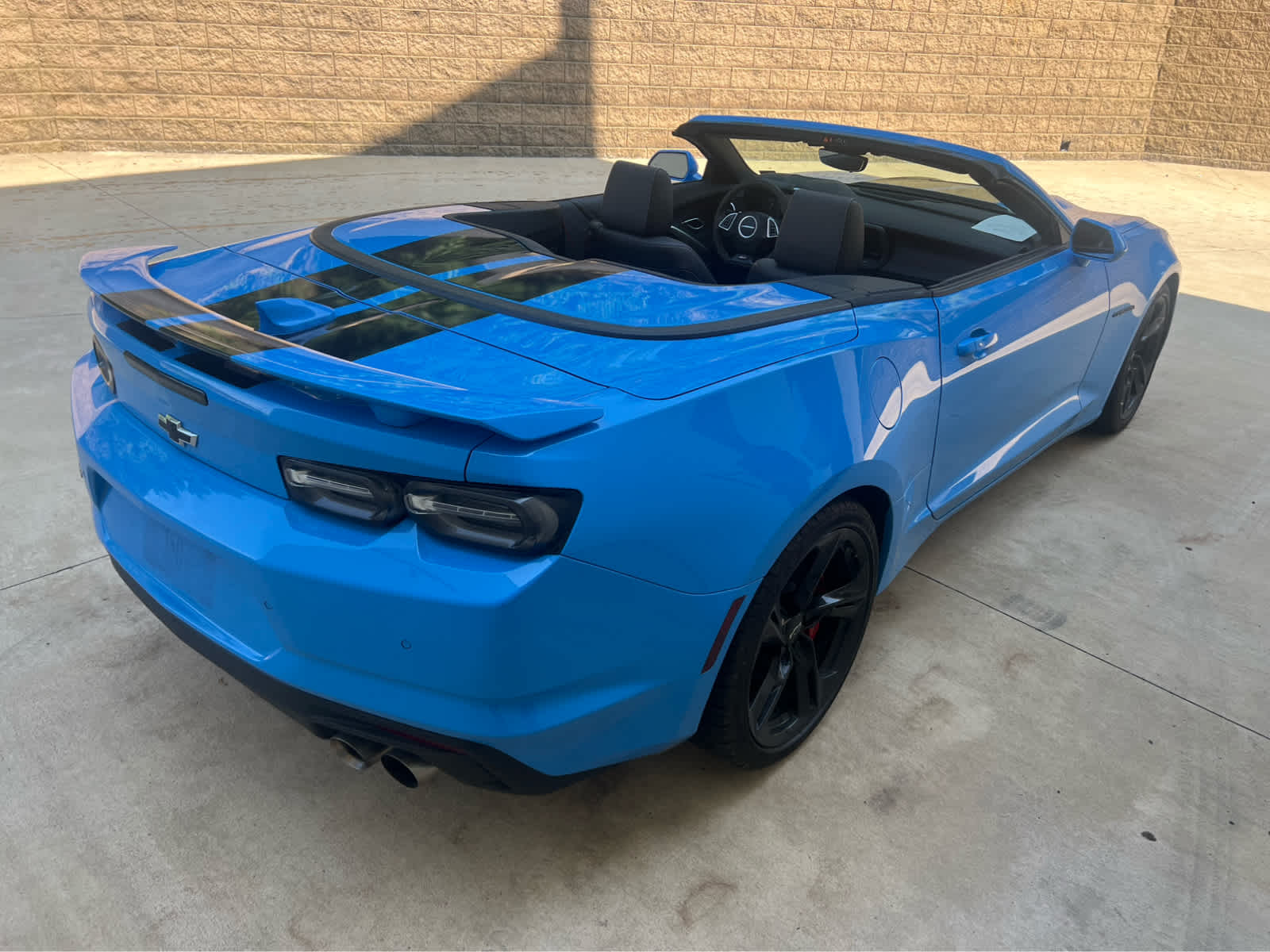 2023 Chevrolet Camaro 2SS photo 3