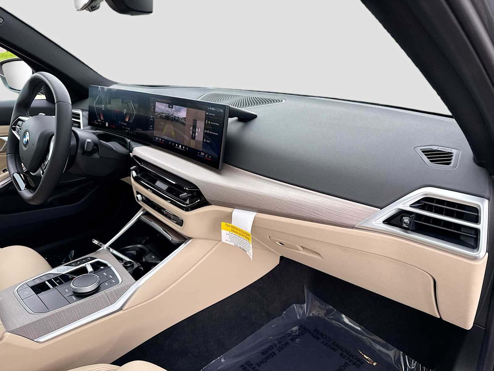 2025 BMW 3 Series 330i - Photo 8