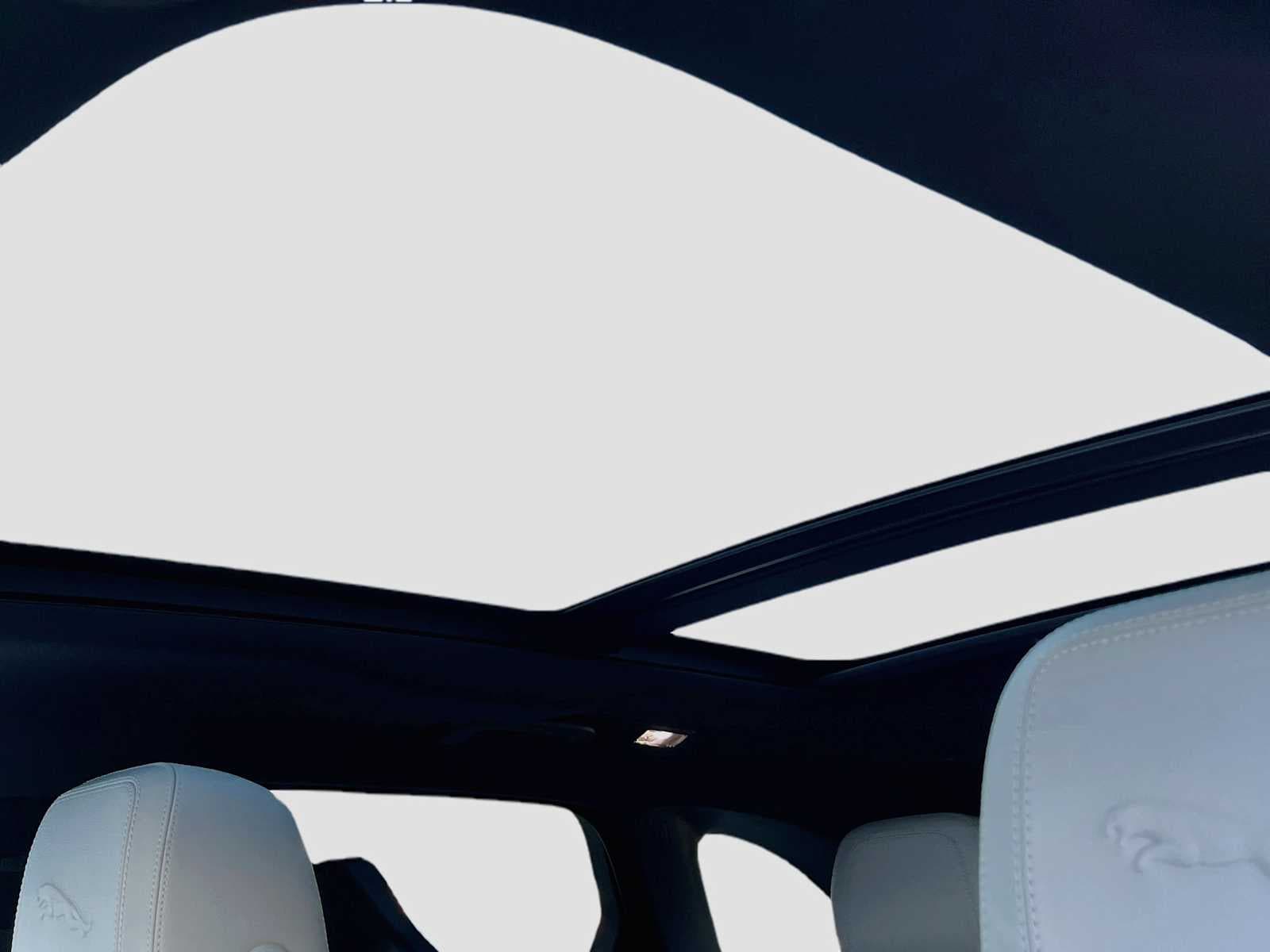 2026 Jaguar F-Pace R-Dynamic S - Photo 15