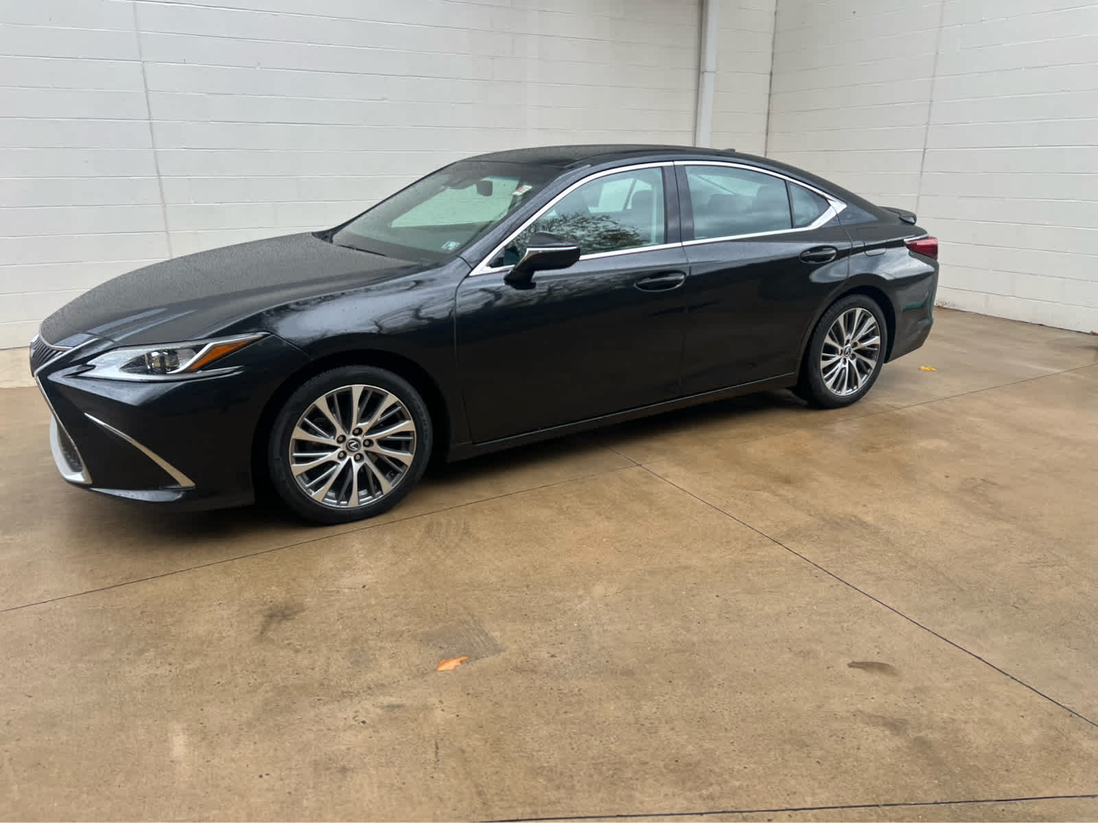 2021 Lexus ES 350 photo 4
