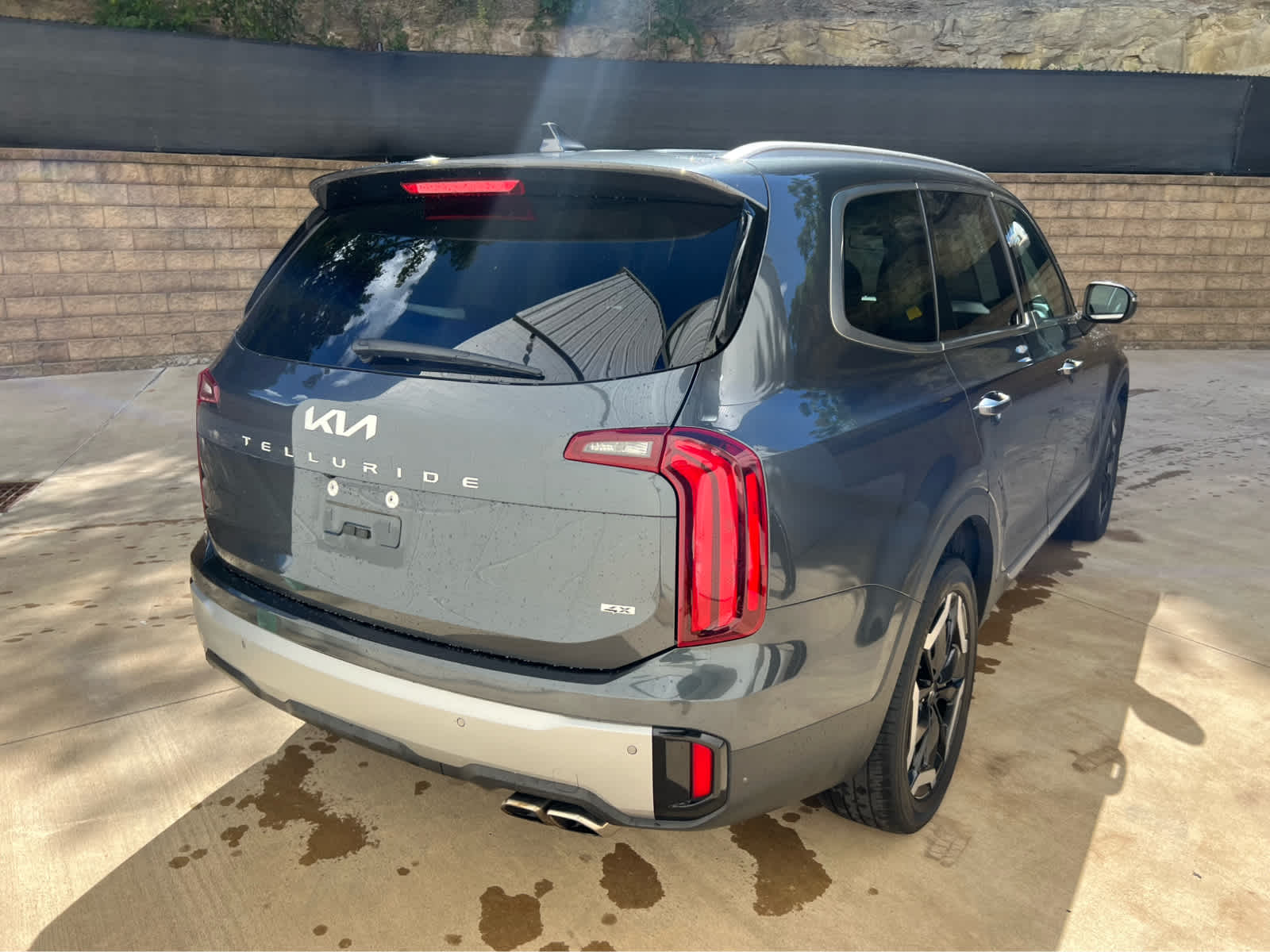 2023 Kia Telluride S photo 4