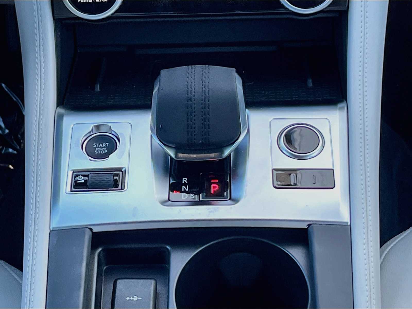 2026 Jaguar F-Pace R-Dynamic S - Photo 10