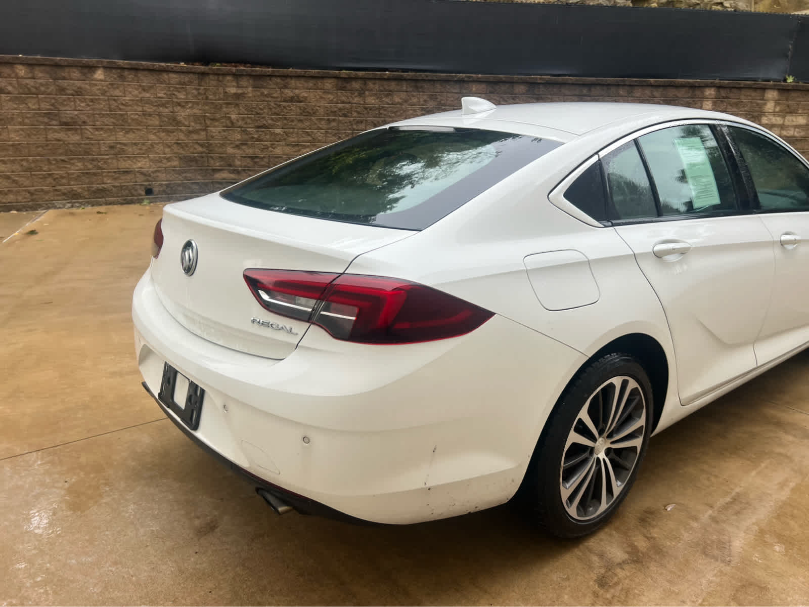 2019 Buick Regal Sportback Essence photo 4