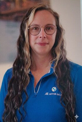 Staff member Misty Knapik from ID_13356ad78ea2