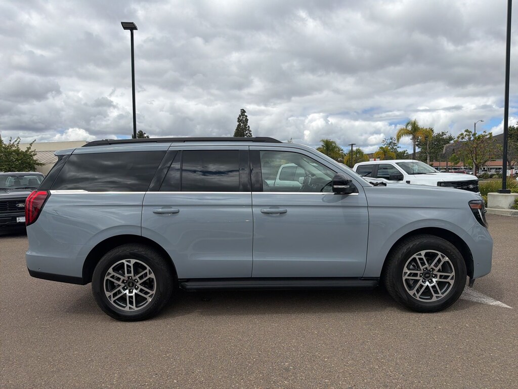 Used 2025 Ford Expedition Active SUV