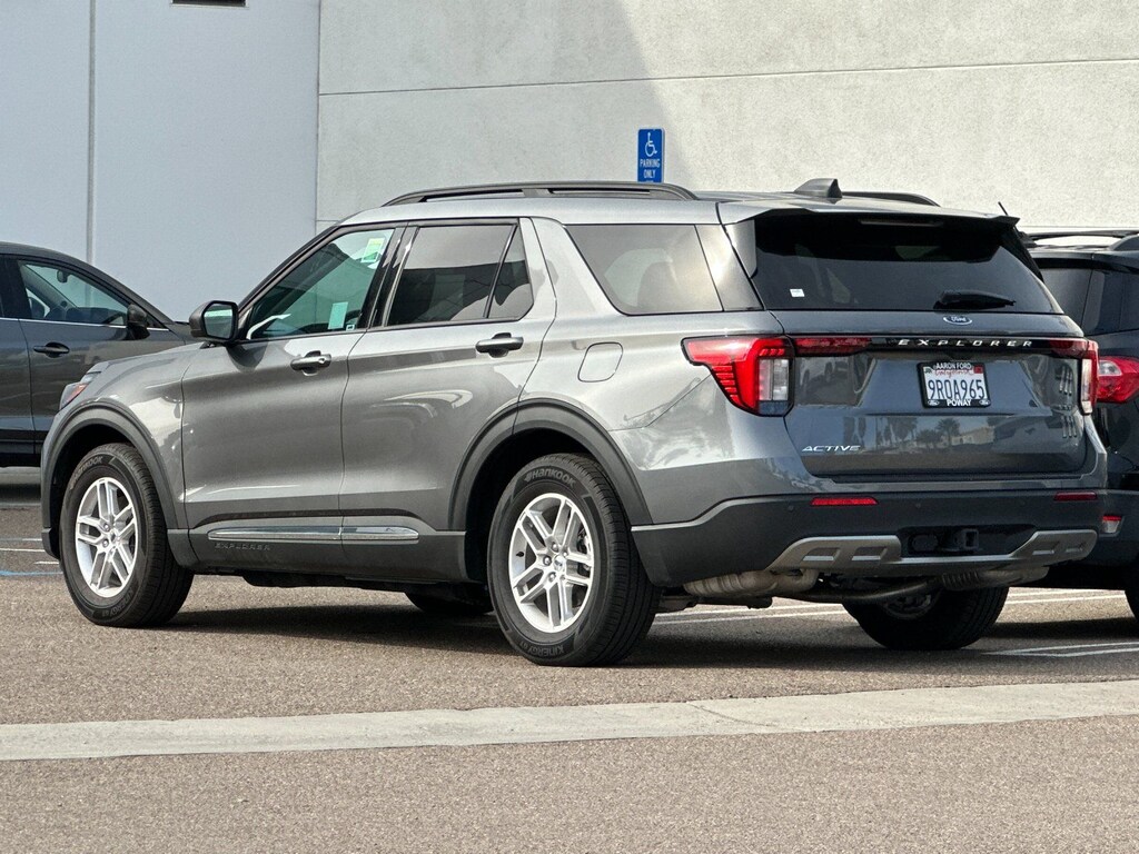 New 2025 Ford Explorer Active SUV