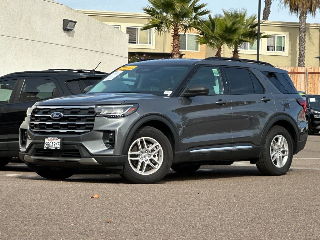 New 2025 Ford Explorer Active SUV