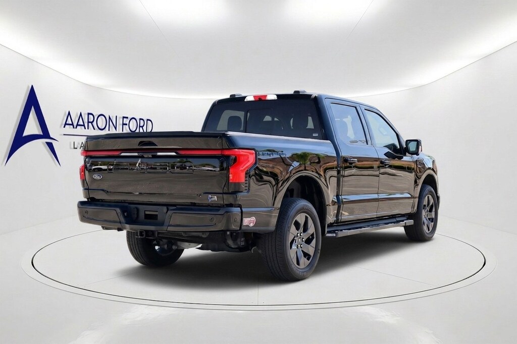 Used 2022 Ford F-150 Lightning Lariat Truck