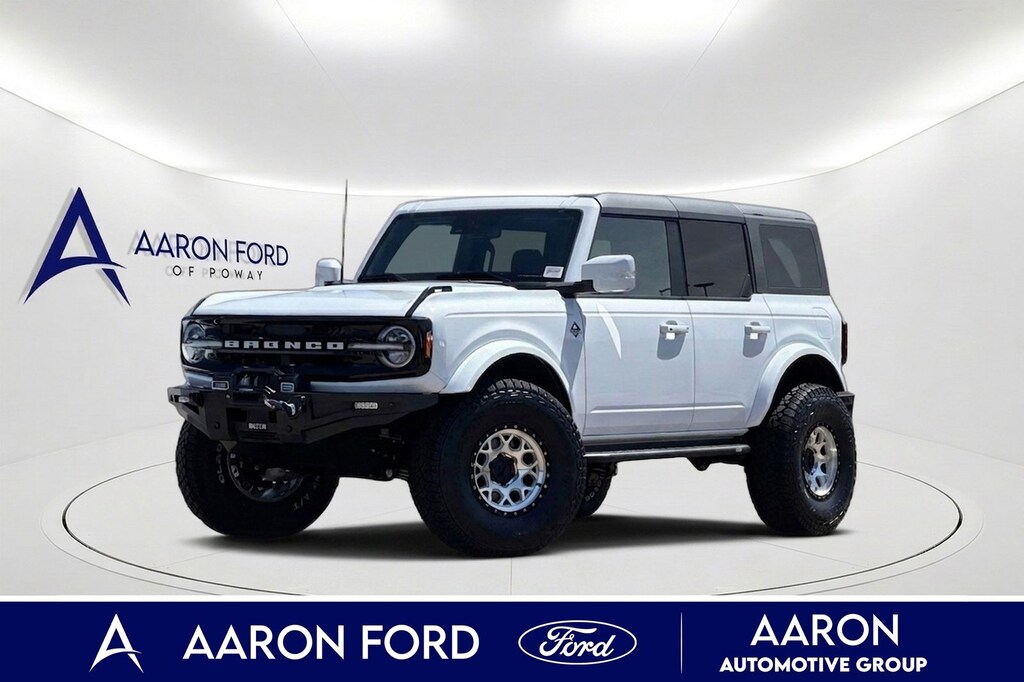 New 2025 Ford Bronco Outer Banks SUV
