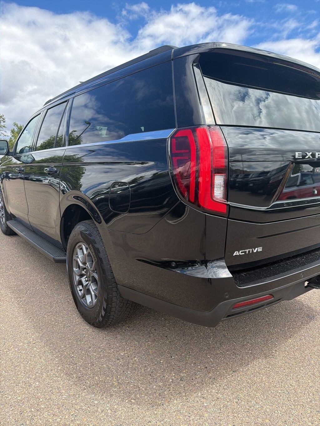 Used 2025 Ford Expedition Max Active SUV