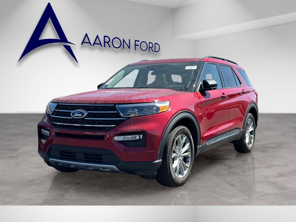 Used 2024 Ford Explorer XLT SUV