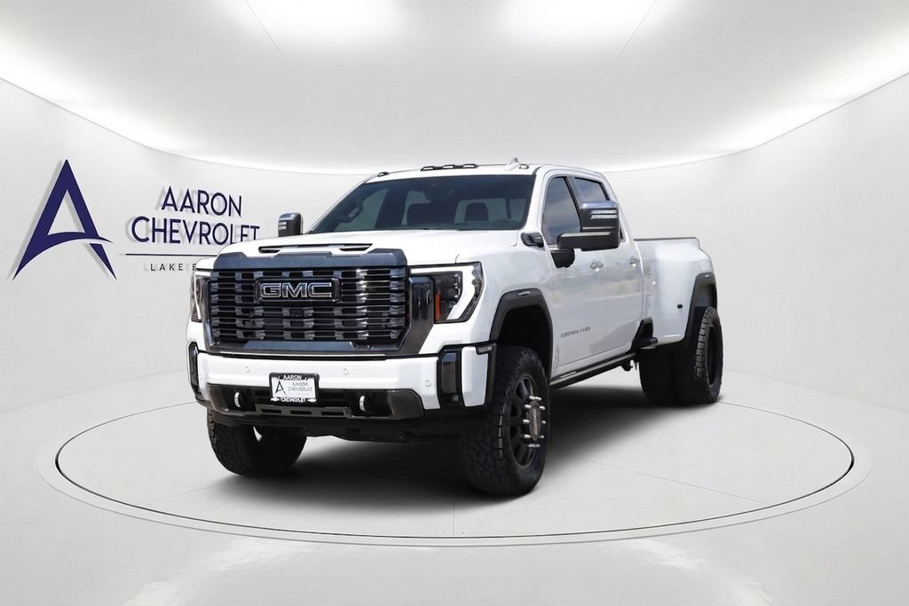 2024 GMC Sierra 3500 HD Denali Ultimate — photo 1 of 24