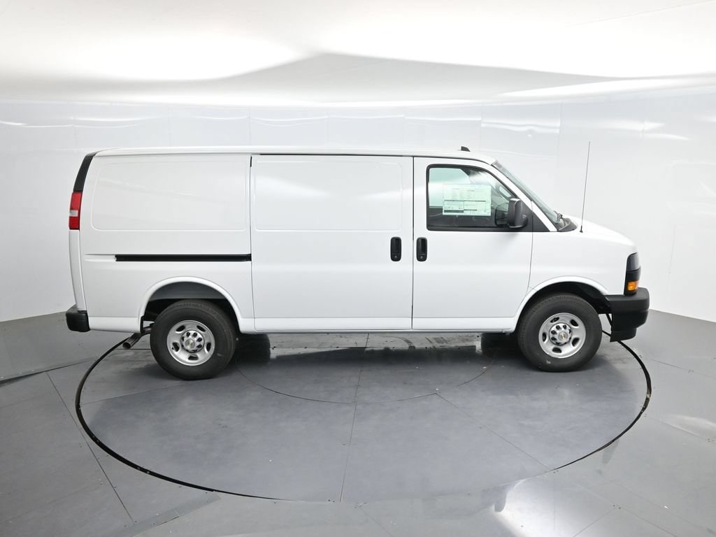 2026 Chevrolet Express Cargo Work Van - Photo 68