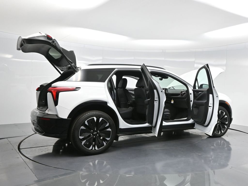 2024 Chevrolet Blazer EV RS photo 4