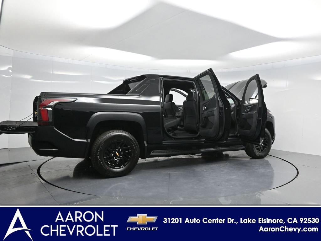 2026 Chevrolet Silverado EV LT photo 4