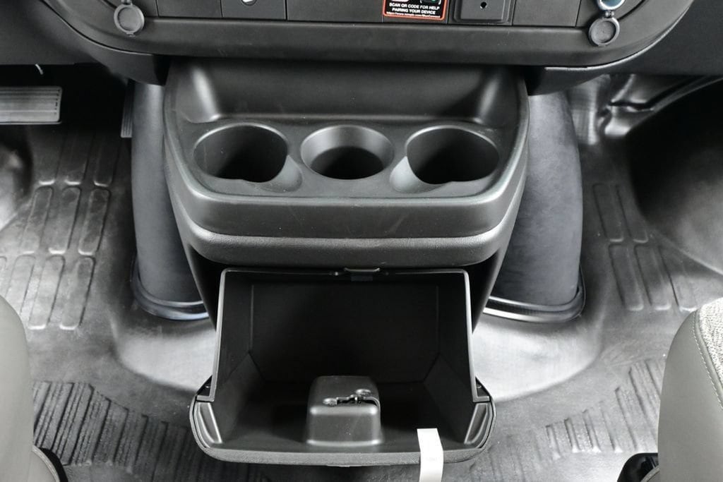 2026 Chevrolet Express Cargo Work Van - Photo 28