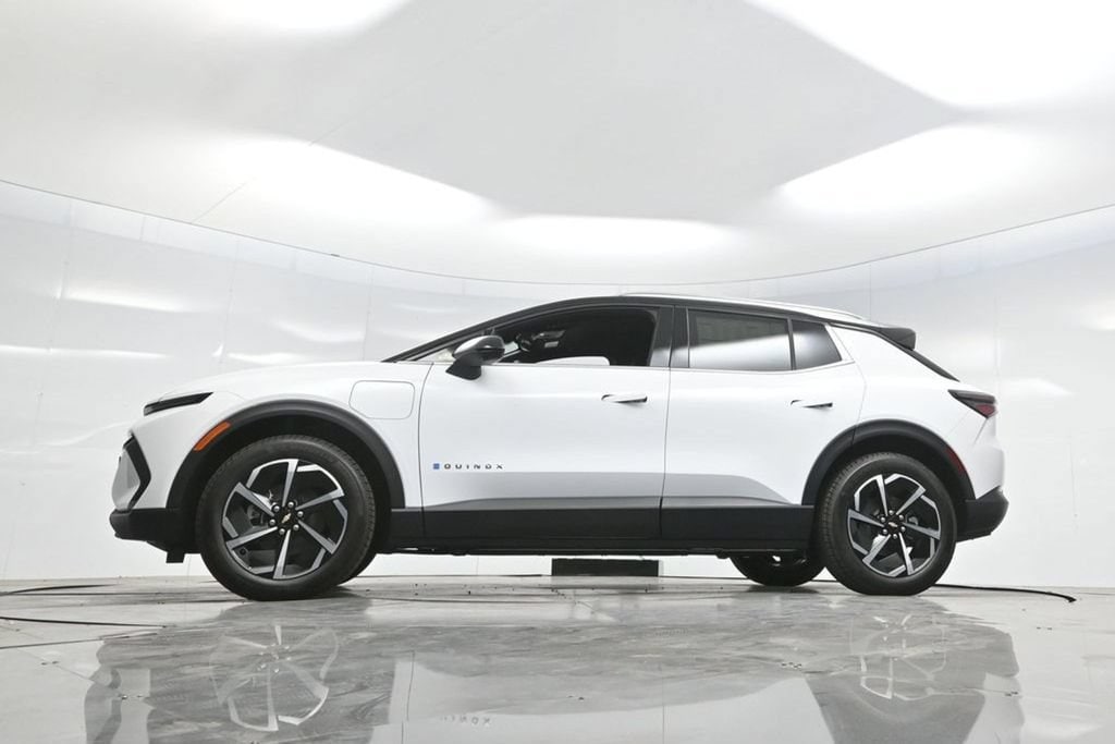 2026 Chevrolet Equinox EV 2LT - Photo 7