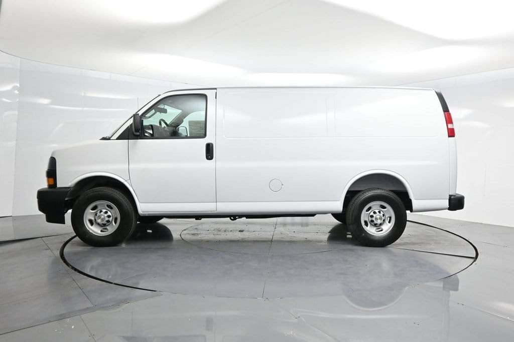 2026 Chevrolet Express Cargo Work Van - Photo 46