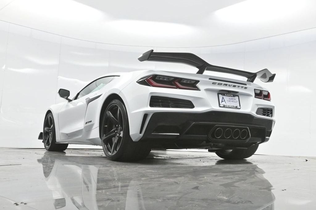 2025 Chevrolet Corvette 3LZ - Photo 54