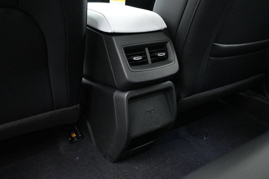 2026 Chevrolet Equinox EV 2LT - Photo 16