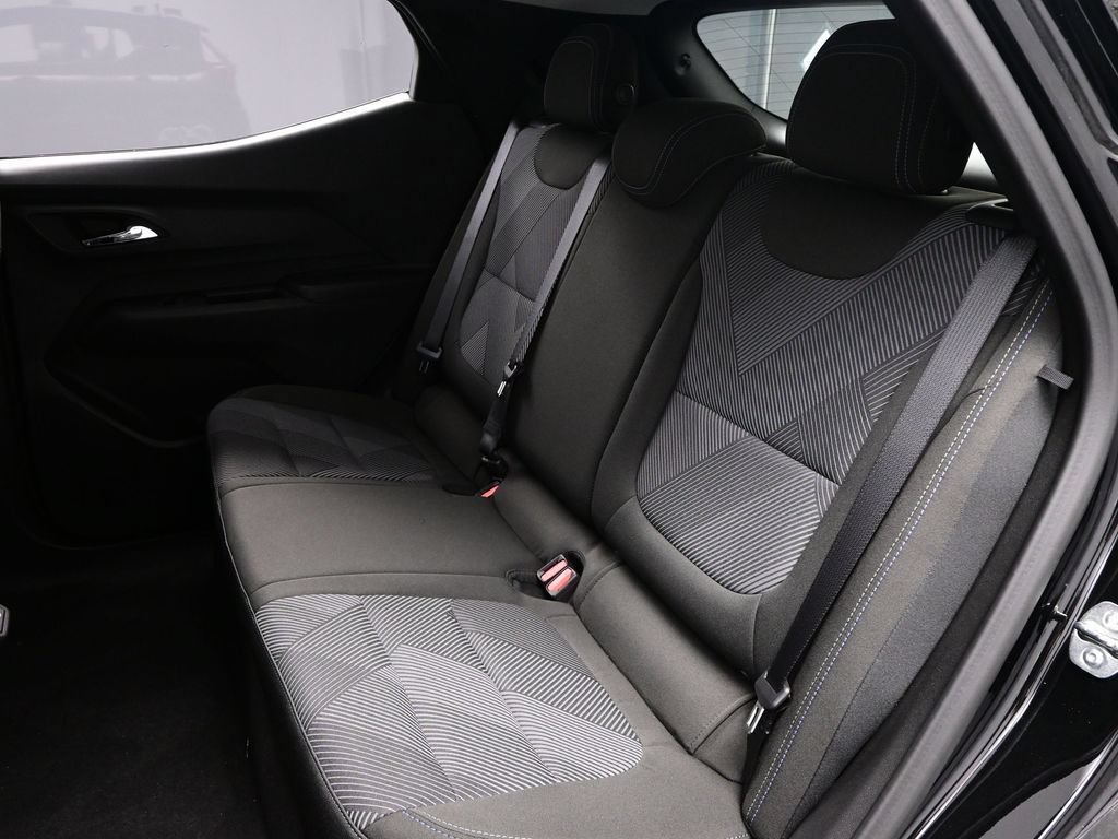 2027 Chevrolet Bolt LT - Photo 17