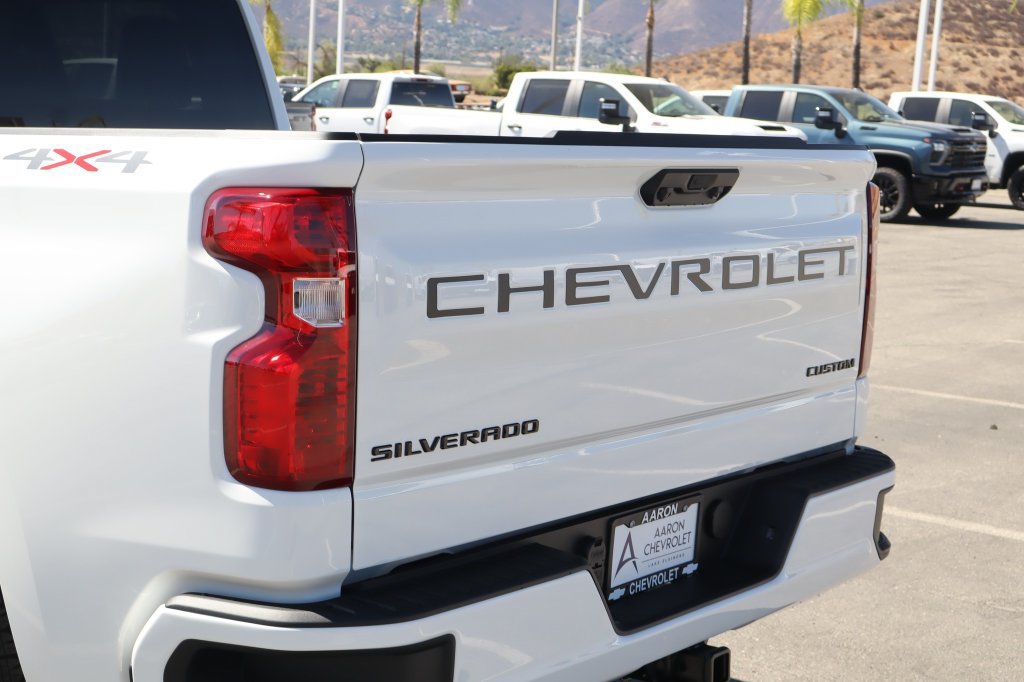 2026 Chevrolet Silverado 1500 Custom - Photo 8