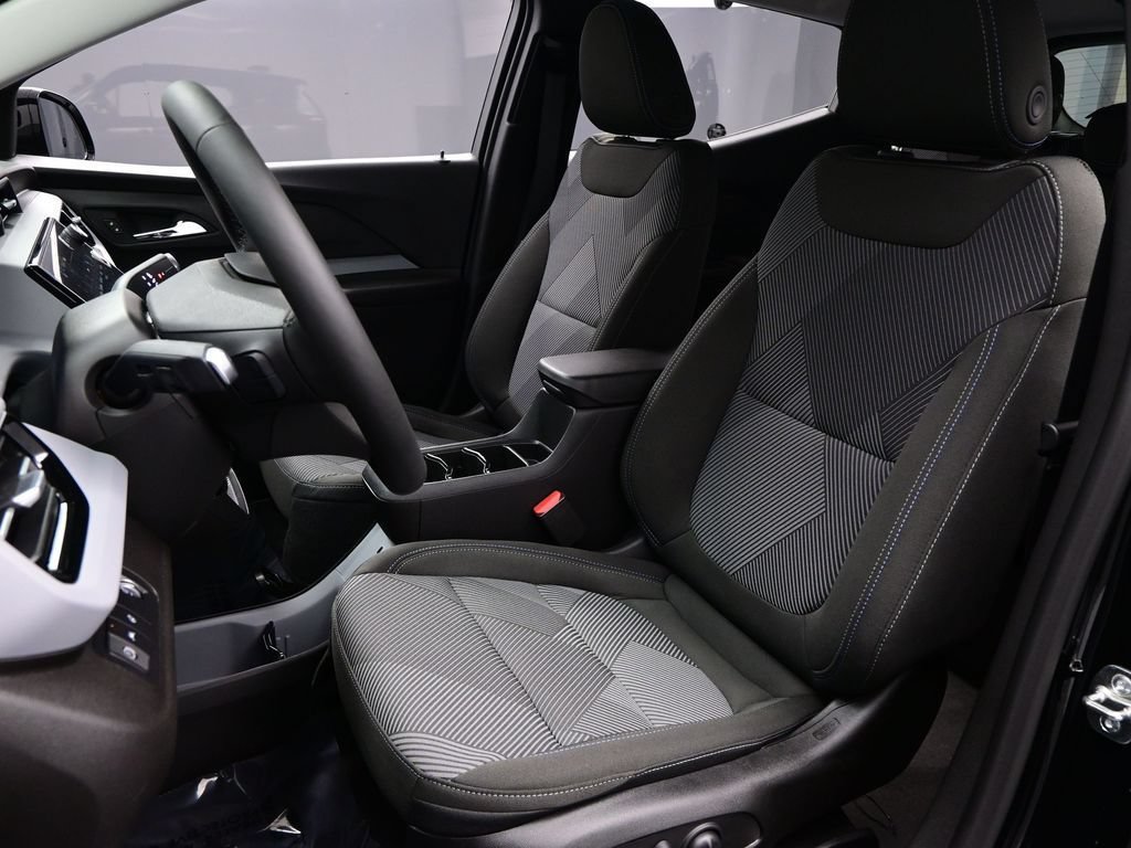 2027 Chevrolet Bolt LT - Photo 9
