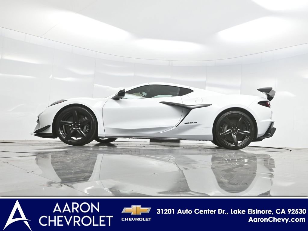 2025 Chevrolet Corvette 3LZ - Photo 48