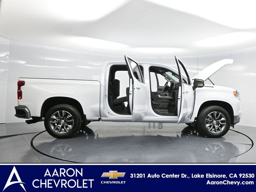 2025 Chevrolet Silverado 1500 photo 3