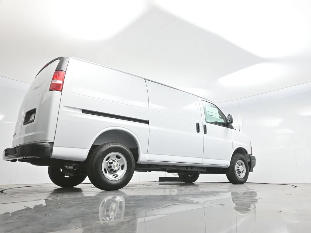 2026 Chevrolet Express Cargo Work Van - Photo 64