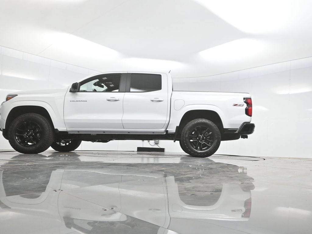 2025 Chevrolet Colorado Z71 - Photo 56