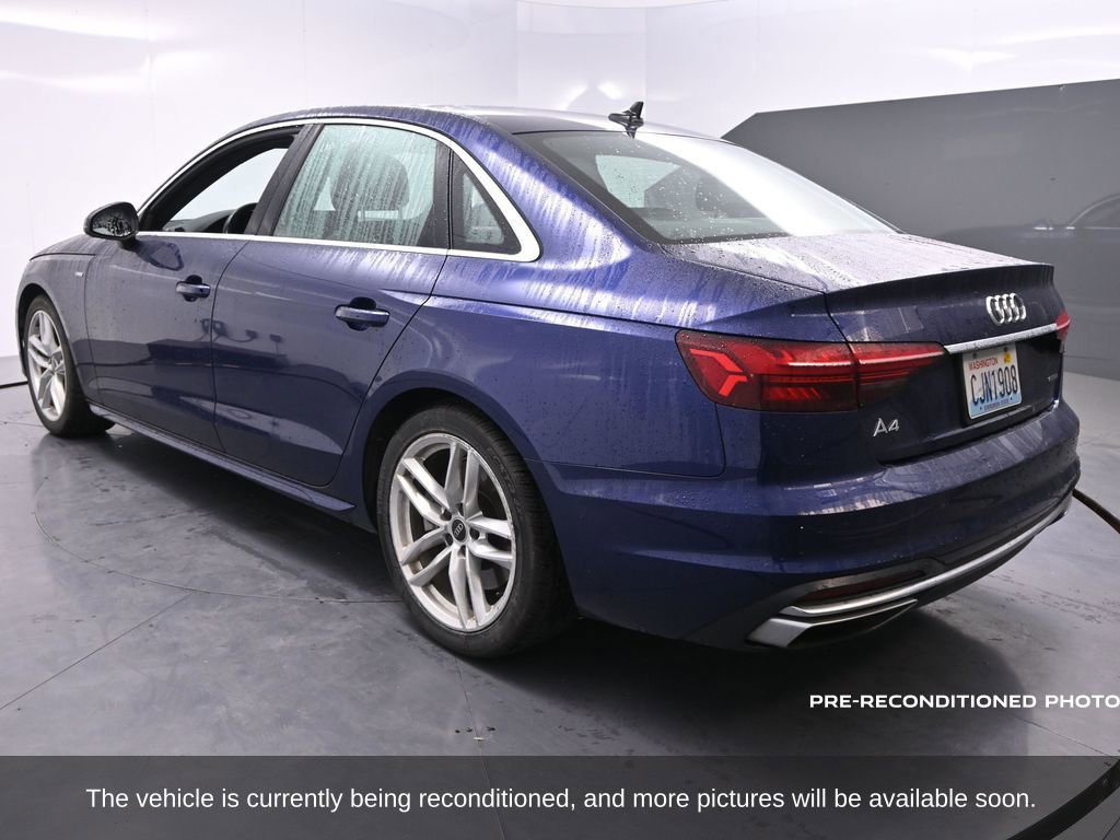 2023 Audi A4 S line Quattro Premium Plus photo 2