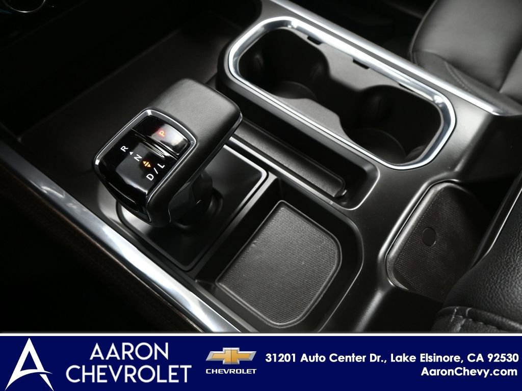 2025 Chevrolet Silverado 1500 LT w/1LT photo 3