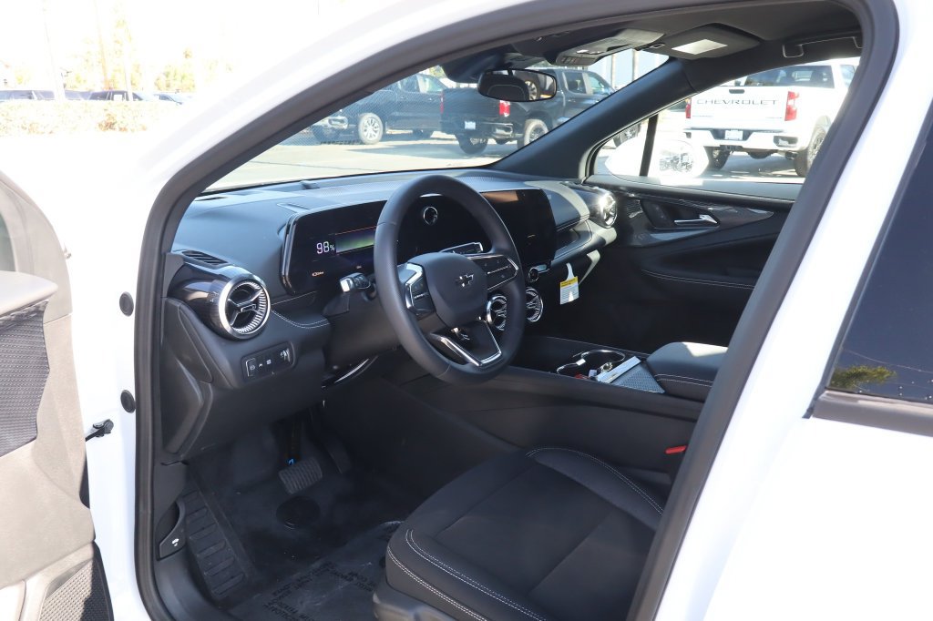 2026 Chevrolet Blazer EV LT - Photo 16