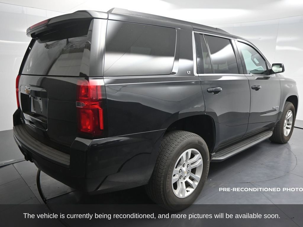2019 Chevrolet Tahoe LT photo 2