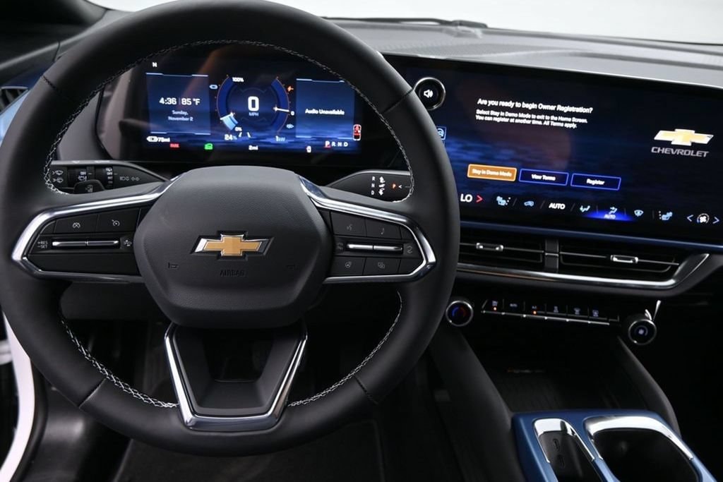 2026 Chevrolet Equinox EV 2LT - Photo 8