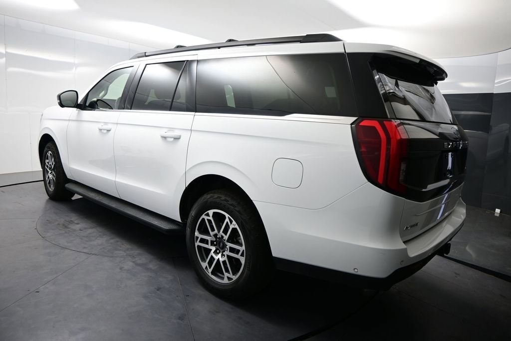 2025 Ford Expedition Max Active photo 4