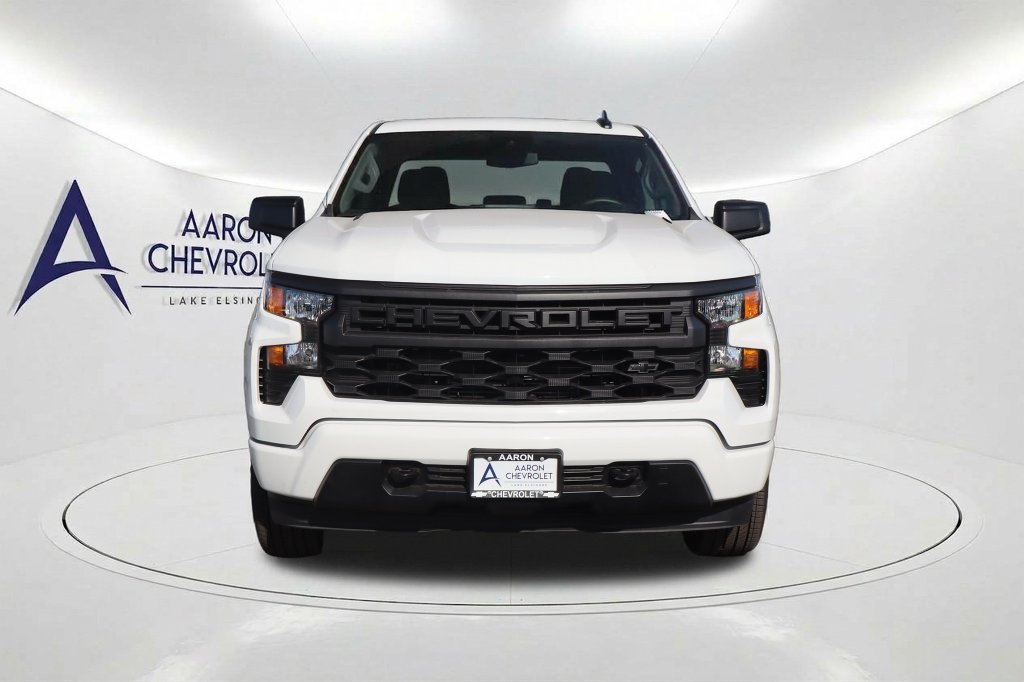 2026 Chevrolet Silverado 1500 Custom - Photo 2