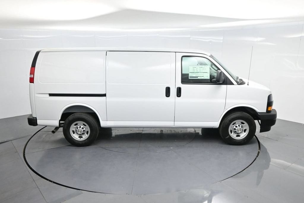 2026 Chevrolet Express Cargo Work Van - Photo 69