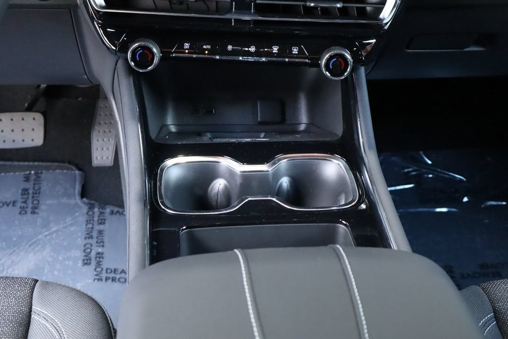 2026 Chevrolet Traverse LT - Photo 32