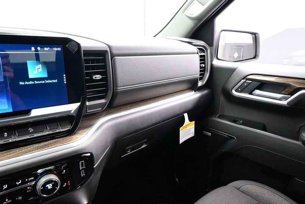 2026 Chevrolet Silverado 1500 RST - Photo 36