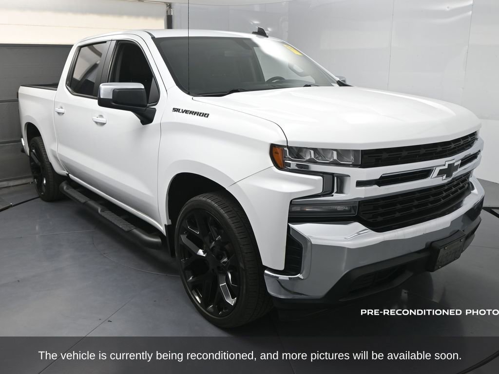2020 Chevrolet Silverado 1500 LT photo 2