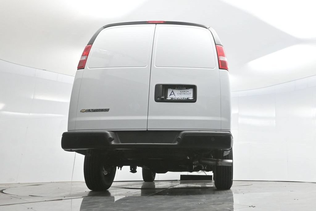 2026 Chevrolet Express Cargo Work Van - Photo 59