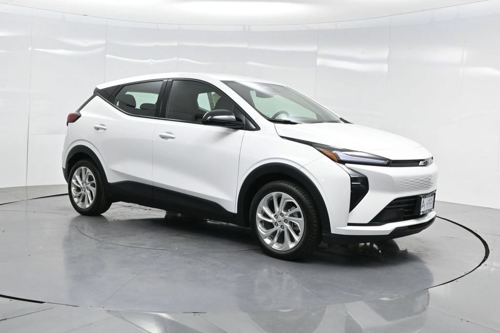 2027 Chevrolet Bolt LT - Photo 46