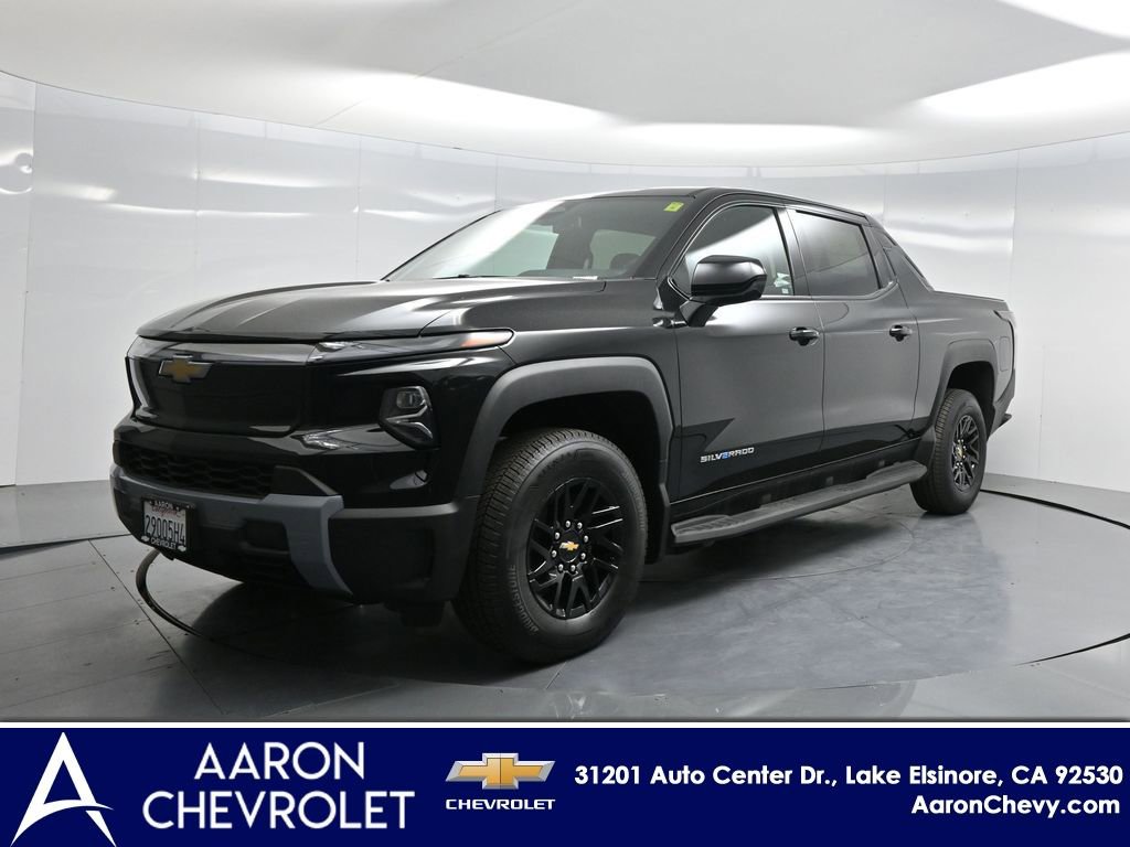 2026 Chevrolet Silverado EV LT's photo